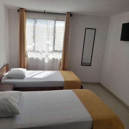 Hotel La Rueda Sr Barbosa  Dış mekan fotoğraf