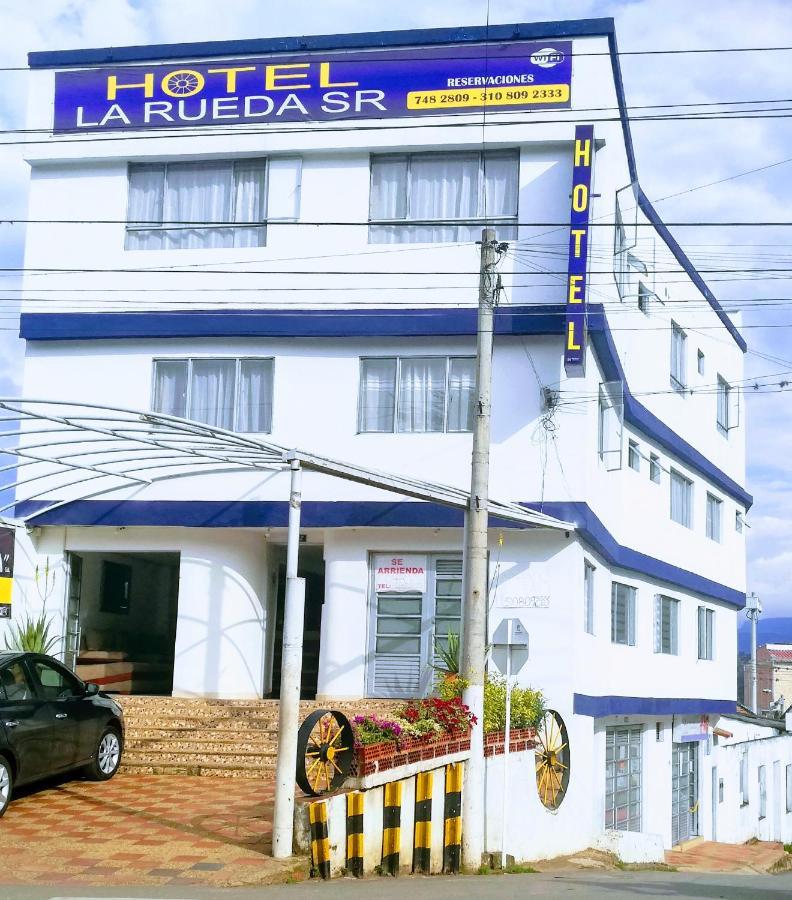 Hotel La Rueda Sr Barbosa  Dış mekan fotoğraf