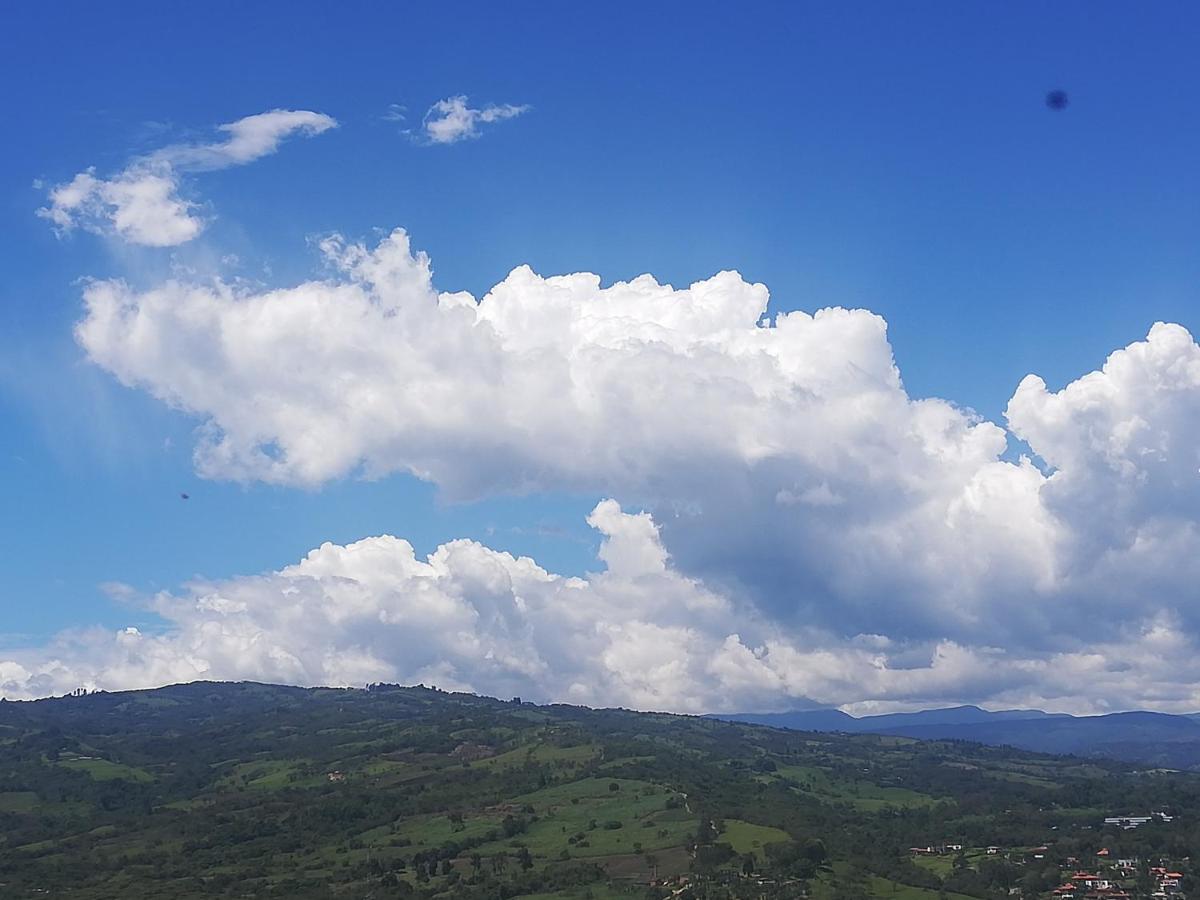 Hotel La Rueda Sr Barbosa  Dış mekan fotoğraf